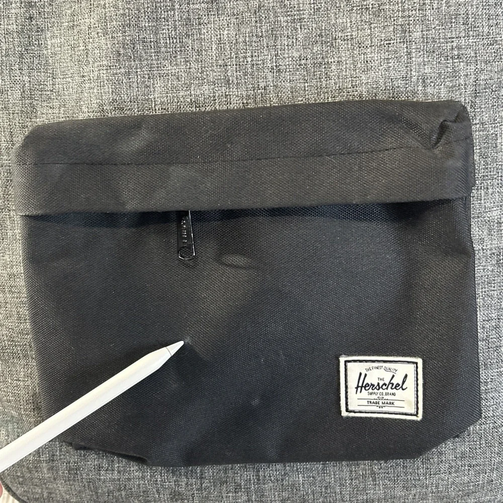 Herschel Heritage Raven Crosshatch Backpack‎ Bag Laptop School Gym Travel Straps